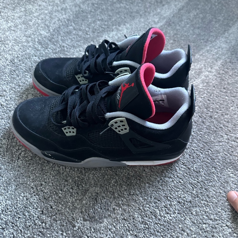 2012 Jordan Bred 4’s worn 4-5 times. Only flaw is paint chipping on mid sole.